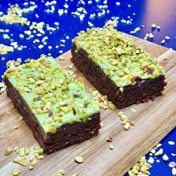 Dearbrowniepistache 2