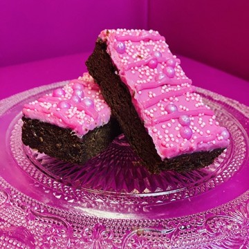 Pink brownie